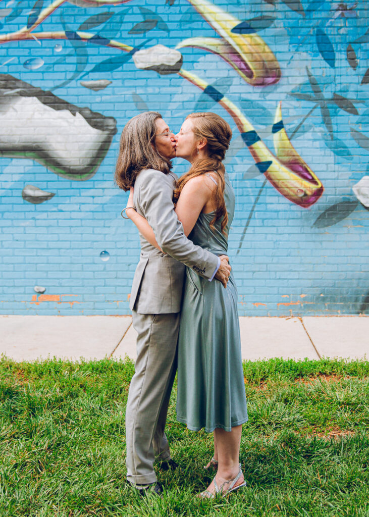 Une Annee Hubbard's Cave Brewery Niles Illinois Brewery Wedding