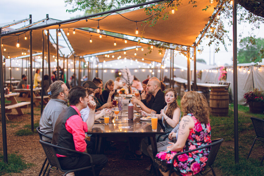 Une Annee Hubbard's Cave Brewery Niles Illinois Brewery Wedding