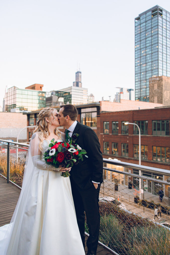 A couple's wedding at Morgan's on Fulton in Fulton Market, Chicago
