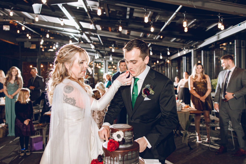 A couple's wedding at Morgan's on Fulton in Fulton Market, Chicago