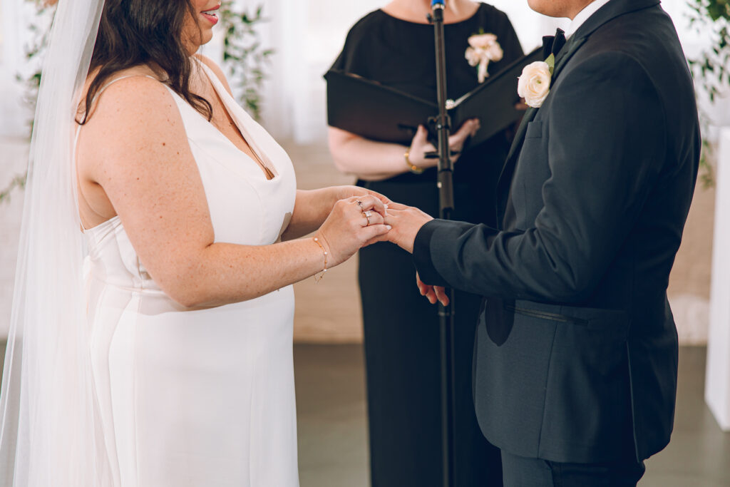 A spring wedding at Room 1520 in the West Loop of Chicago