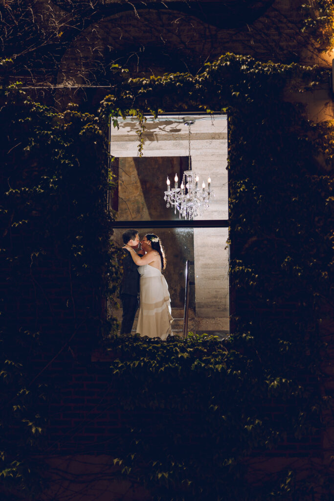 A spring wedding at Room 1520 in the West Loop of Chicago