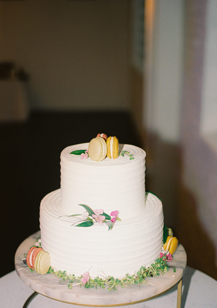 A spring wedding at Room 1520 in the West Loop of Chicago