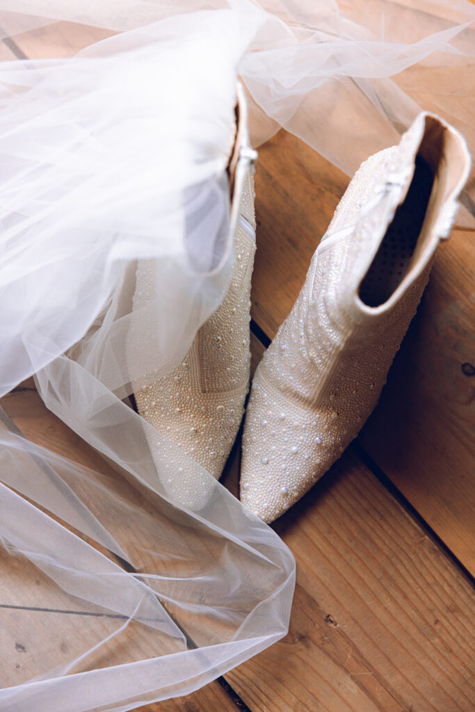 A nontraditional farm wedding at Navarro Farm in Frankfort, Illinois