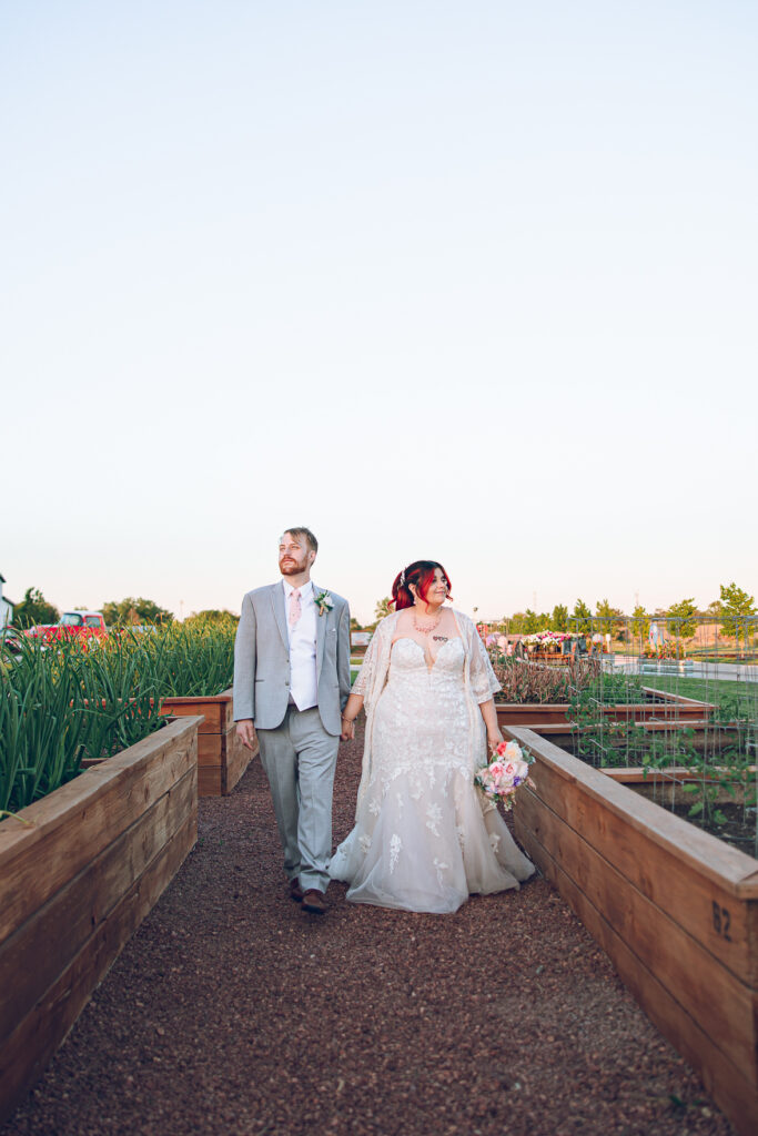 A nontraditional farm wedding at Navarro Farm in Frankfort, Illinois