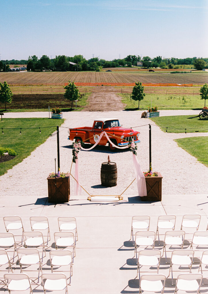 A nontraditional farm wedding at Navarro Farm in Frankfort, Illinois