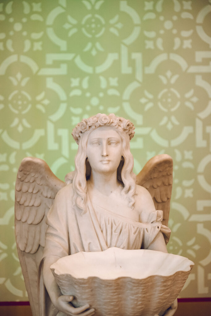 Caroline and Agustin's wedding day at the Wicker Park Lutheran Church in Chicago