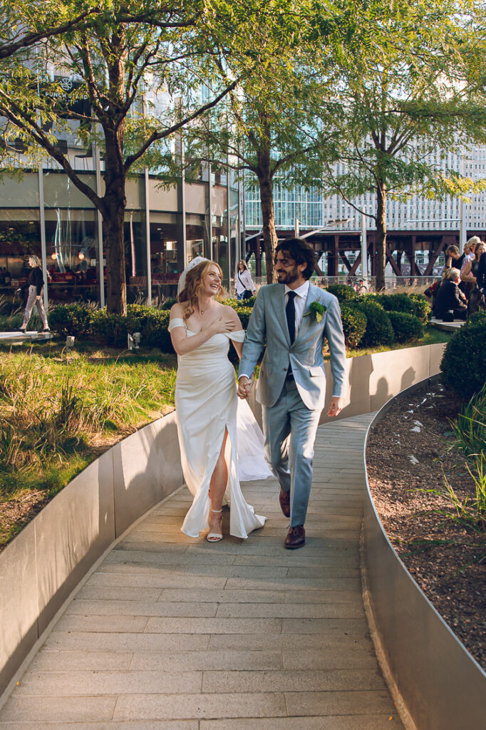A couple gets married at Porter Kitchen and Deck on the Chicago River.